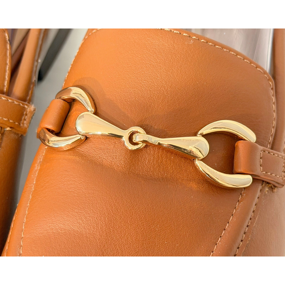 LOFT Sz 9 Gold Horse Bit Detail Loafers Slip-On Shoes Faux Leather Tan Neutral - Picture 4 of 8